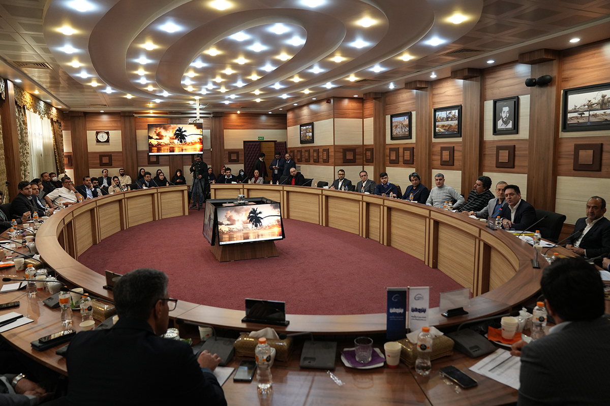 گالری عکس پتروفن 1403